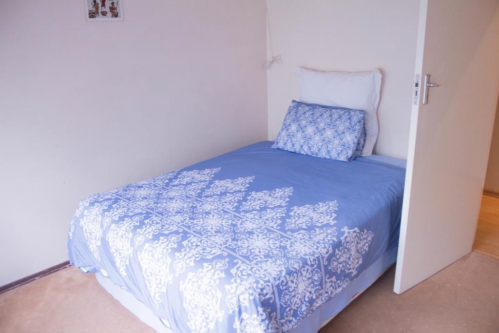 Khuvena Guesthouse Randburg Dış mekan fotoğraf