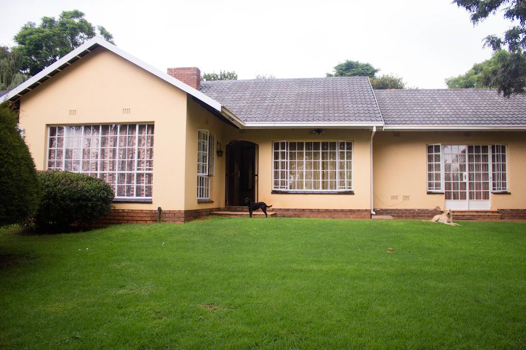 Khuvena Guesthouse Randburg Dış mekan fotoğraf